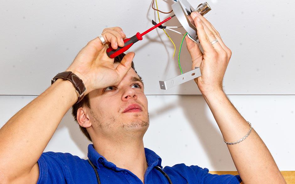 électricien de maintenance Paris 9